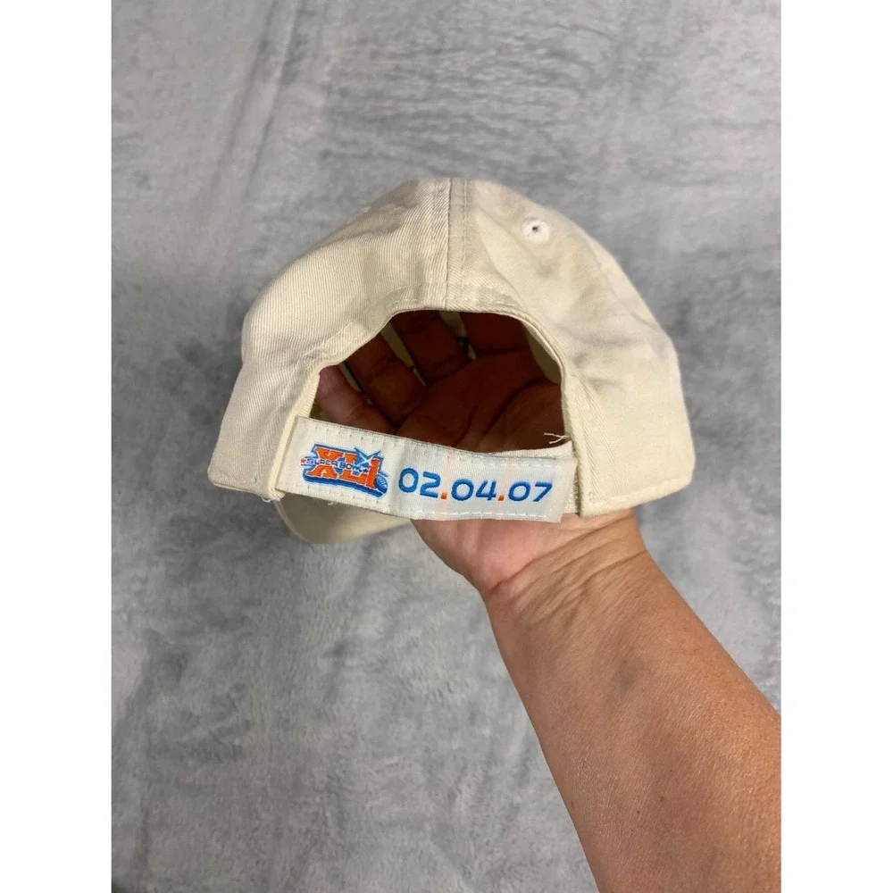 Vintage NFL Super Bowl Xli Tailgate Hat 2007 Miami Colts Bears Cream Strapback